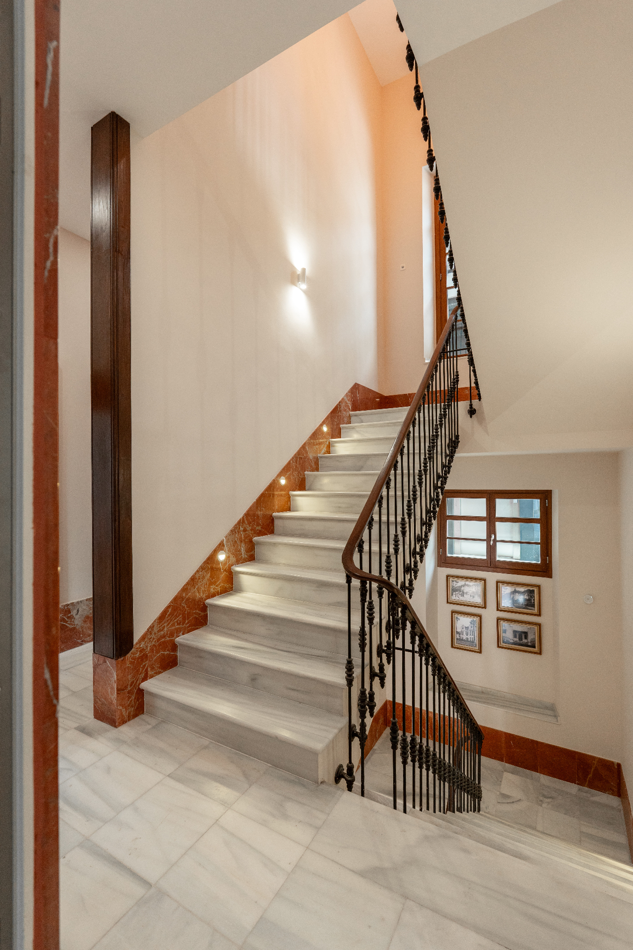 17-staircase.jpg