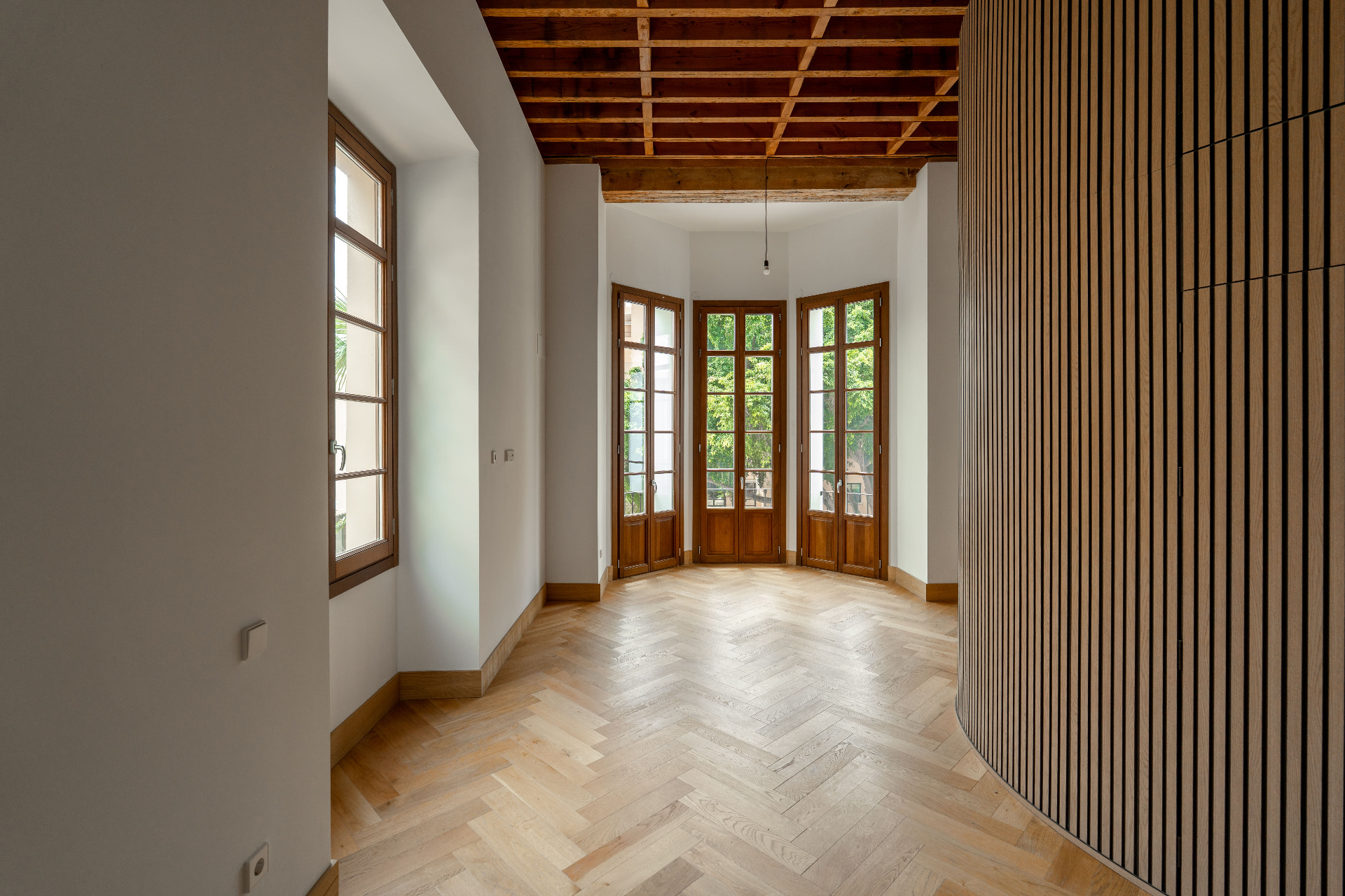 20-bay-doors.jpg