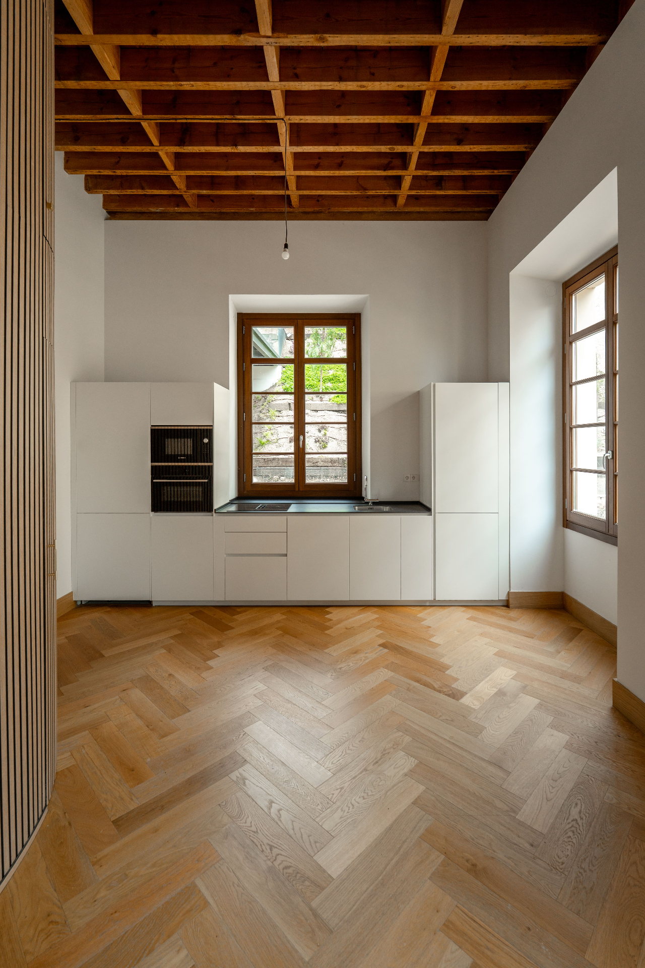 22-kitchen-window.jpg