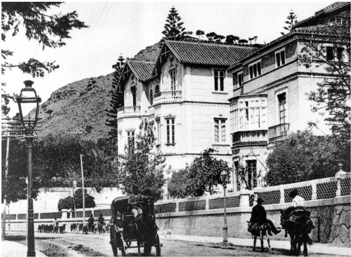 Paseo de Sancha 13 photographed in the early 20th century